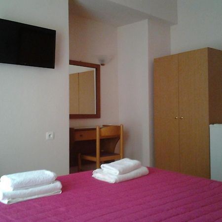 Lidra Hotel Korinós Buitenkant foto